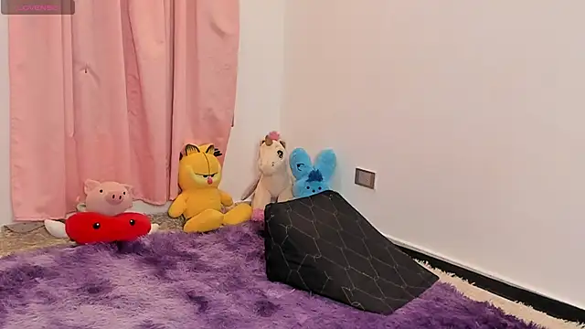 SophieRossi online show from 04/08/26, 12:32