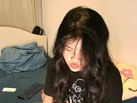 Snapshot of thai_pussy_yummy chatting on 11/07/25, 10:26 thai pussy yummy online show from 11/07/25, 10:26