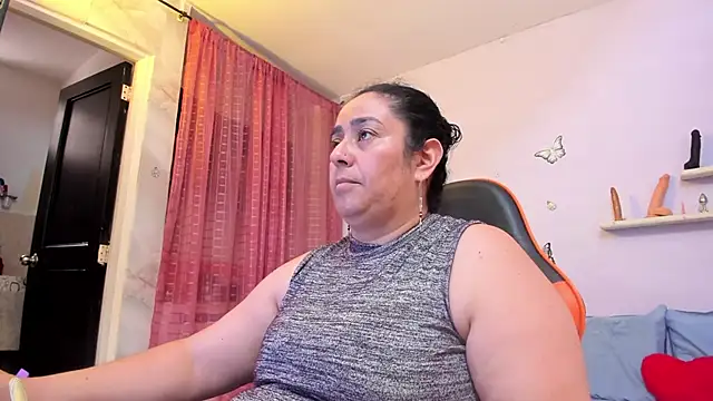 Snapshot of agathaxxx-69 chatting on 03/03/26, 06:58 agathaxxx-69 online show from 03/03/26, 06:58