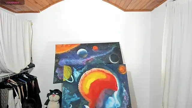 Snapshot of mariecam420 chatting on 01/18/26, 01:20 mariecam420 online show from 01/18/26, 01:20