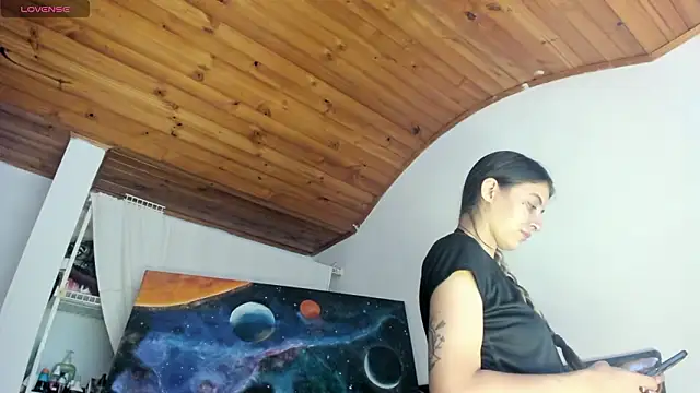 Snapshot of mariecam420 chatting on 02/02/26, 04:38 mariecam420 online show from 02/02/26, 04:38