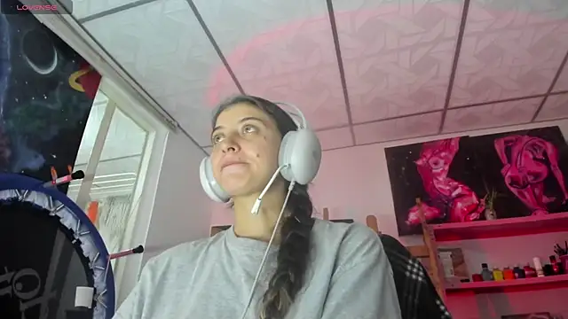 Snapshot of mariecam420 chatting on 02/26/26, 03:27 mariecam420 online show from 02/26/26, 03:27