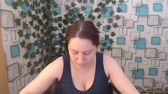 JosieJun  online show from 03/12/25, 07:59