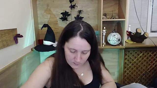 JosieJun  online show from 11/03/25, 05:58