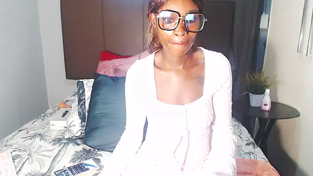 HoneyDropsX online show from 02/19/25, 06:44