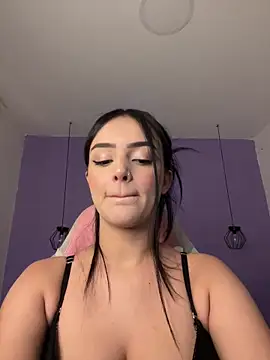 anniehart online show from 10/17/25, 01:09