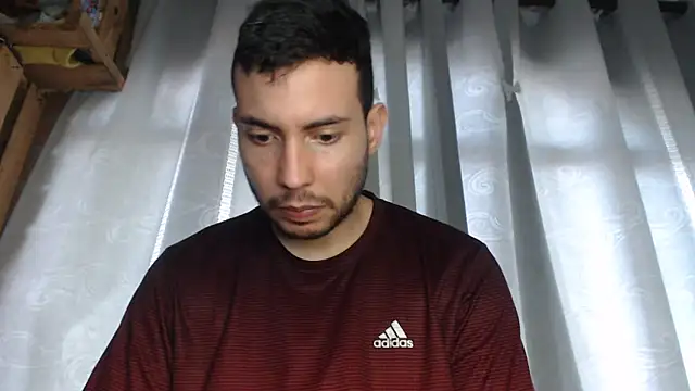 Snapshot of Armando_2002 chatting on 02/25/25, 06:53 Armando 2002 online show from 02/25/25, 06:53