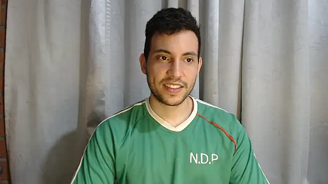 Snapshot of Armando_2002 chatting on 03/16/25, 05:03 Armando 2002 online show from 03/16/25, 05:03