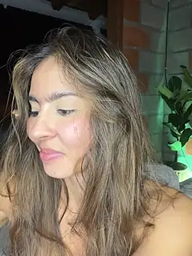 Snapshot of RouseColins chatting on 02/12/25, 02:35 RouseColins online show from 02/12/25, 02:35