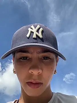 Snapshot of RouseColins chatting on 03/16/25, 08:32 RouseColins online show from 03/16/25, 08:32