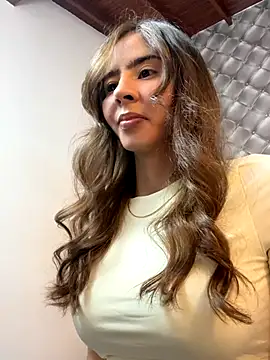 Snapshot of RouseColins chatting on 09/19/25, 10:54 RouseColins online show from 09/19/25, 10:54