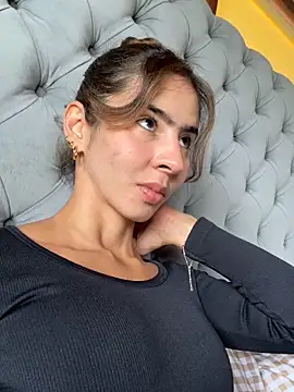 Snapshot of RouseColins chatting on 10/10/25, 07:35 RouseColins online show from 10/10/25, 07:35