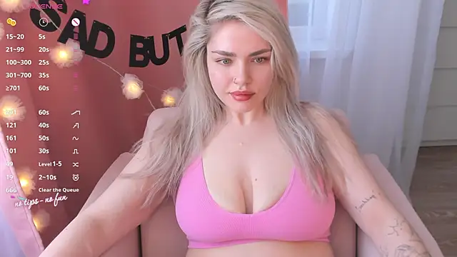 pussy-kattt online show from 03/04/25, 08:24