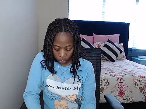 QUEENMANDYY online show from 05/21/26, 06:31