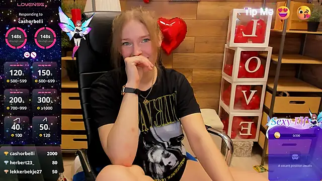  fiona Love online show from 03/11/25, 01:16