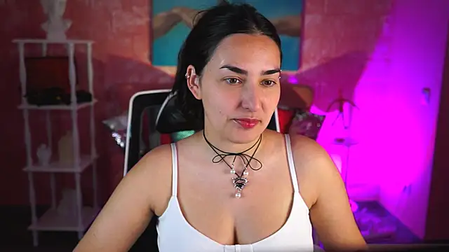 CeceliaJohnson online show from 05/28/26, 06:00