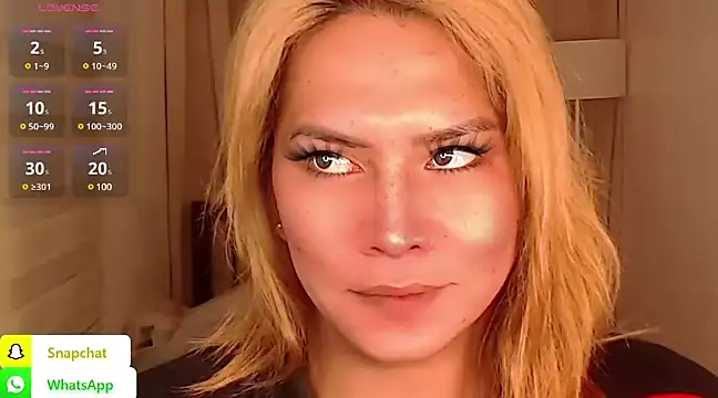 QUEEN GIAMOORE69 online show from 12/20/24, 10:54