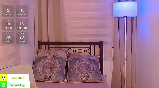 QUEEN GIAMOORE69 online show from 01/09/25, 10:20