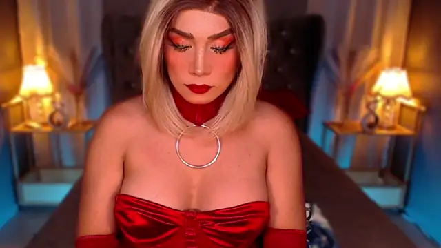 QUEEN GIAMOORE69 online show from 03/22/26, 06:33