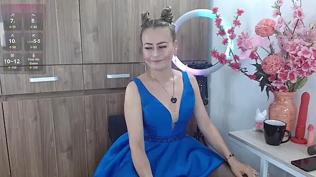 magenta maturr online show from 10/06/25, 07:55