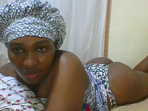 cute lavenda online show from 10/17/25, 05:59