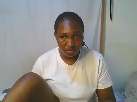 cute lavenda online show from 05/03/26, 01:33