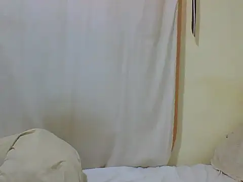 cute lavenda online show from 05/13/26, 08:44