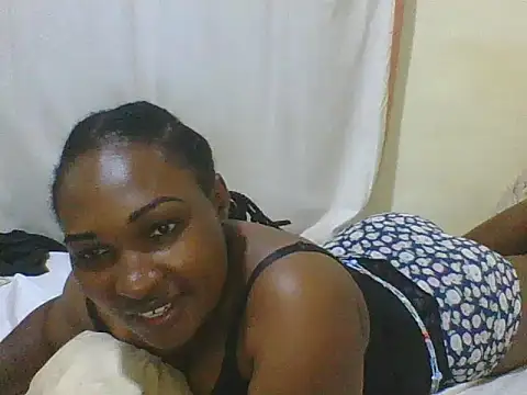 cute lavenda online show from 05/19/26, 08:04