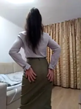 baby sweet girl  online show from 11/02/25, 09:17