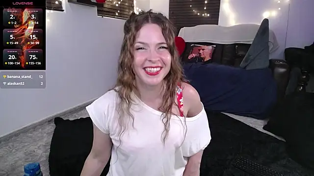 Snapshot of Scarlett_Gushes chatting on 07/26/26, 03:36 Scarlett Gushes online show from 07/26/26, 03:36