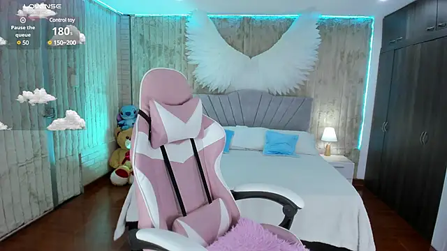 floryn susana online show from 02/23/25, 07:49