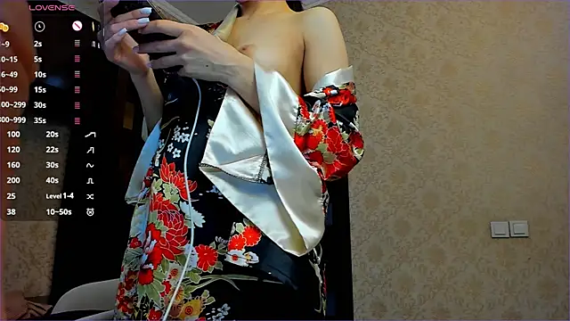 Snapshot of Zoe_klarxxx chatting on 02/12/25, 06:19 Zoe klarxxx online show from 02/12/25, 06:19