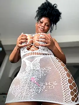 Hyra Ari online show from 09/20/25, 02:40