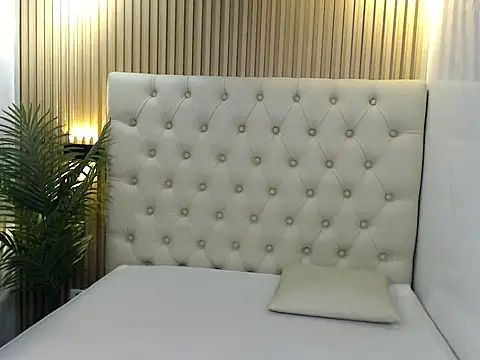 Abetterwomanxx online show from 11/29/25, 10:07