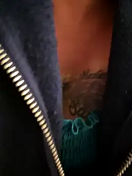 julimonroe online show from 11/13/25, 04:33