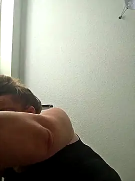 julimonroe online show from 03/18/26, 02:20