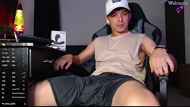 Angel-Twink online show from 01/15/26, 12:37