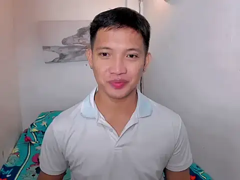 xSebastian19 online show from 09/17/25, 04:52