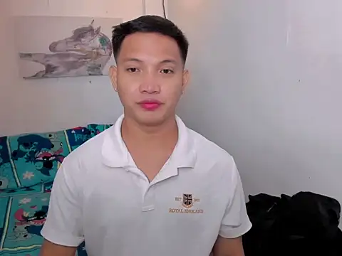 xSebastian19 online show from 12/18/25, 09:43