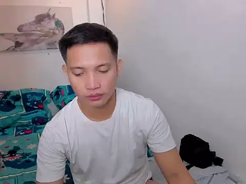 xSebastian19 online show from 12/21/25, 09:33