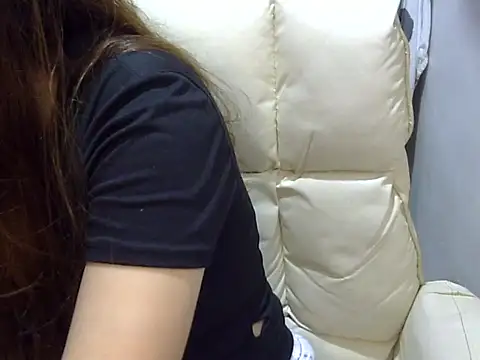 Snapshot of ___zurIII09_ chatting on 05/11/26, 08:53 zurIII09 online show from 05/11/26, 08:53