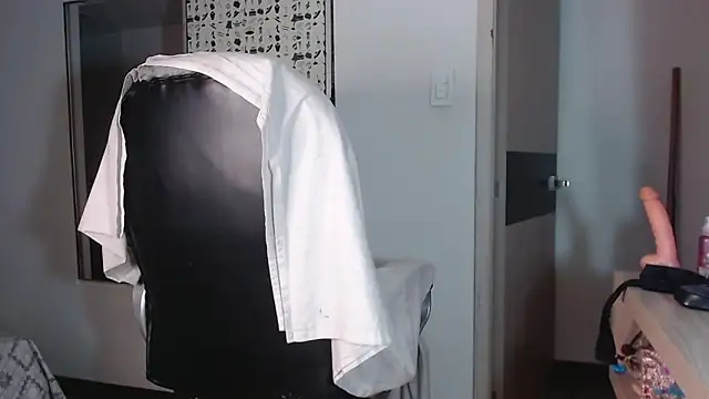 DanielaDuff online show from 02/23/25, 03:40