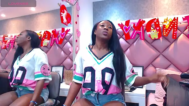 DanielaDuff online show from 09/27/25, 07:52