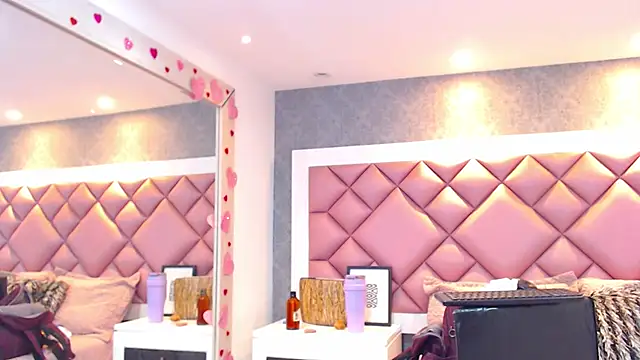 DanielaDuff online show from 01/31/26, 08:18