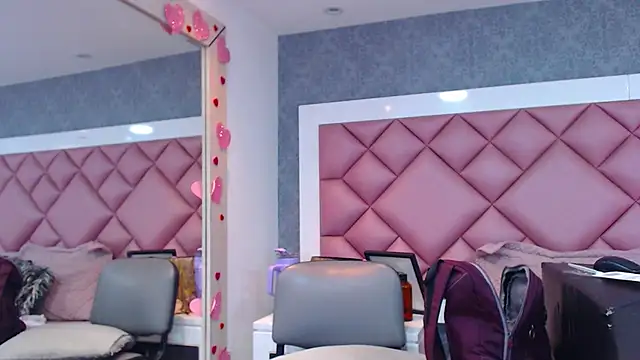 DanielaDuff online show from 02/06/26, 07:39