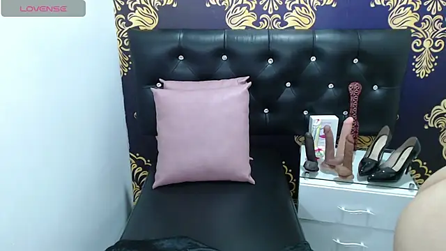 greatASS Latina online show from 10/07/25, 07:33