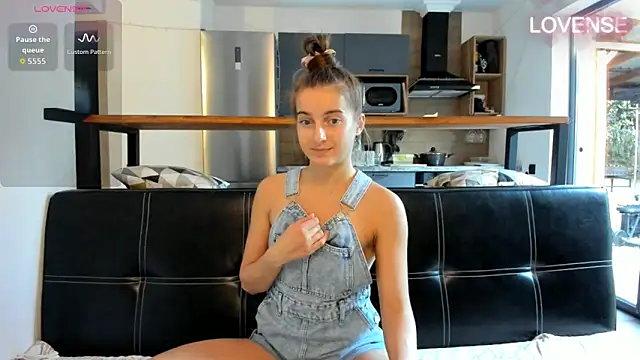 ElizSweet online show from 03/04/26, 01:17