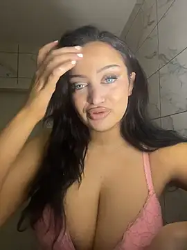 EmiliaPetrova online show from 03/09/26, 12:03