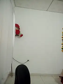 lorenitabella online show from 04/16/26, 09:39