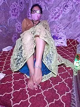 Snapshot of XBHUUME chatting on 02/05/25, 04:58 XBHUUME online show from 02/05/25, 04:58